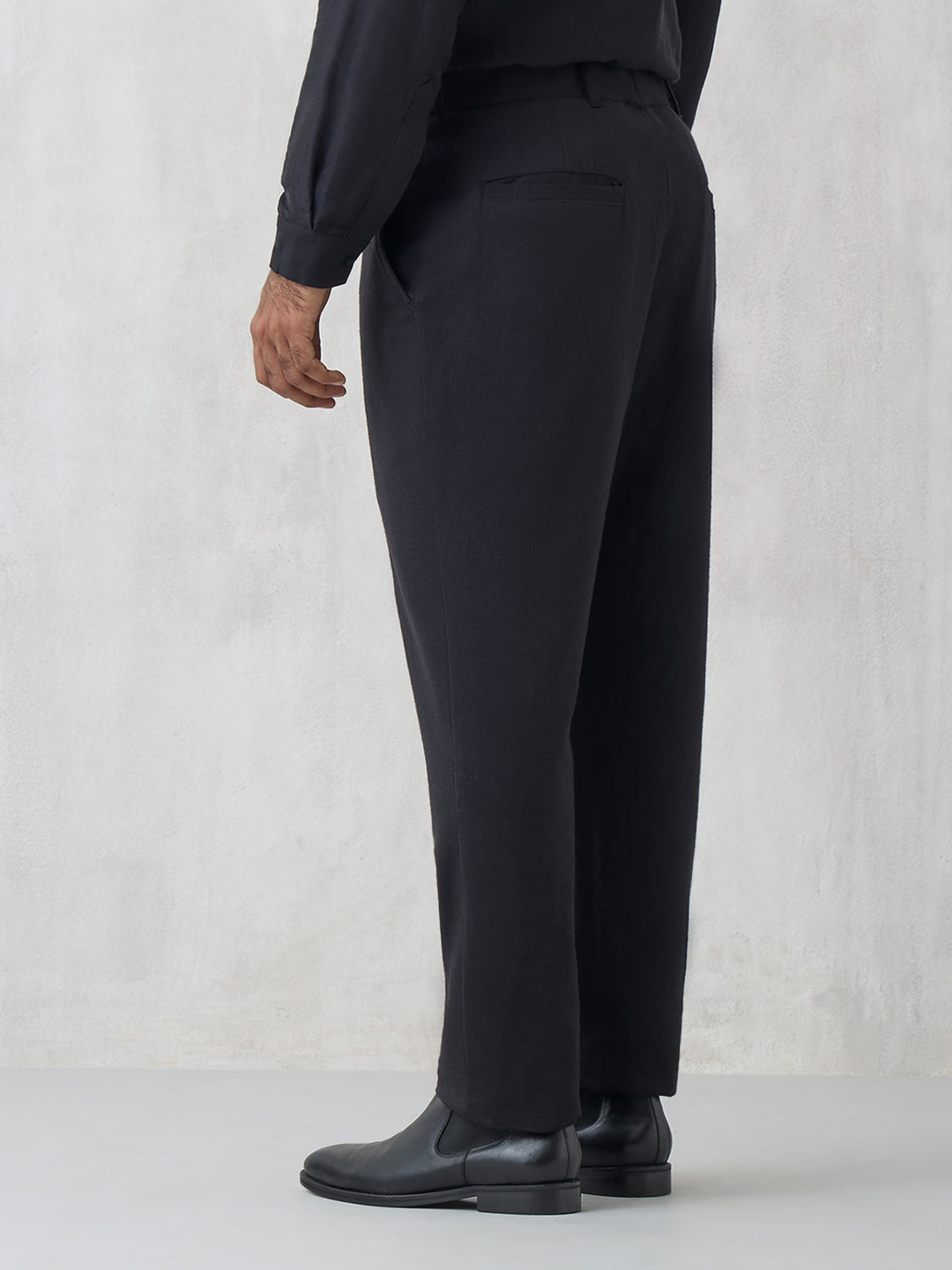 Solid Trousers – Black