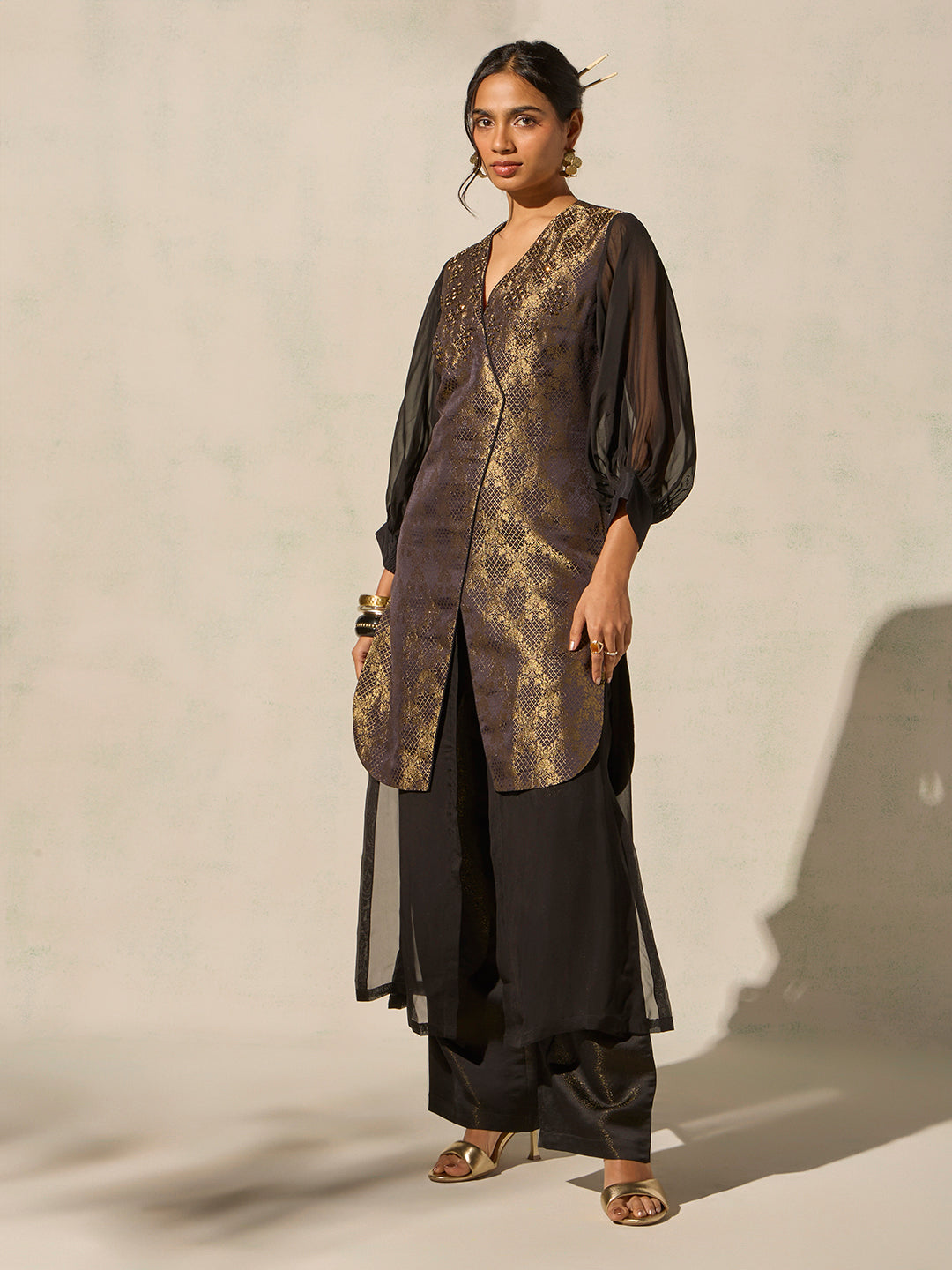 Straight-Leg Pants - Black