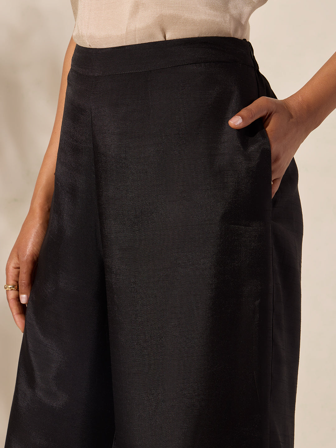 Solid Straight Leg Pants - Black