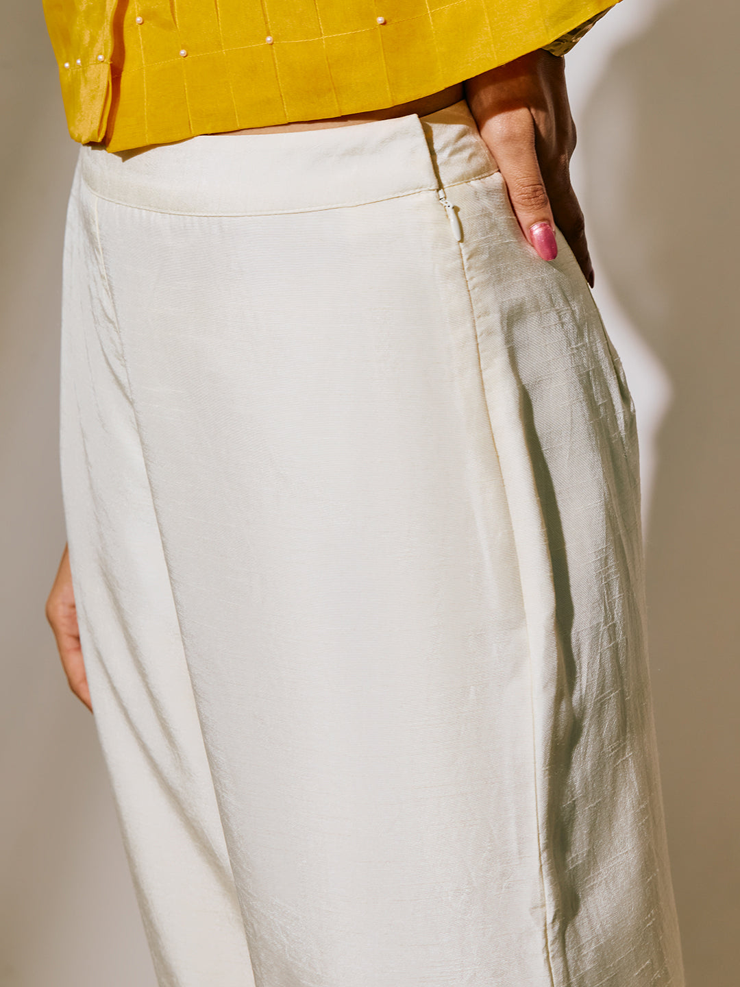 Straight-Leg Pants - White