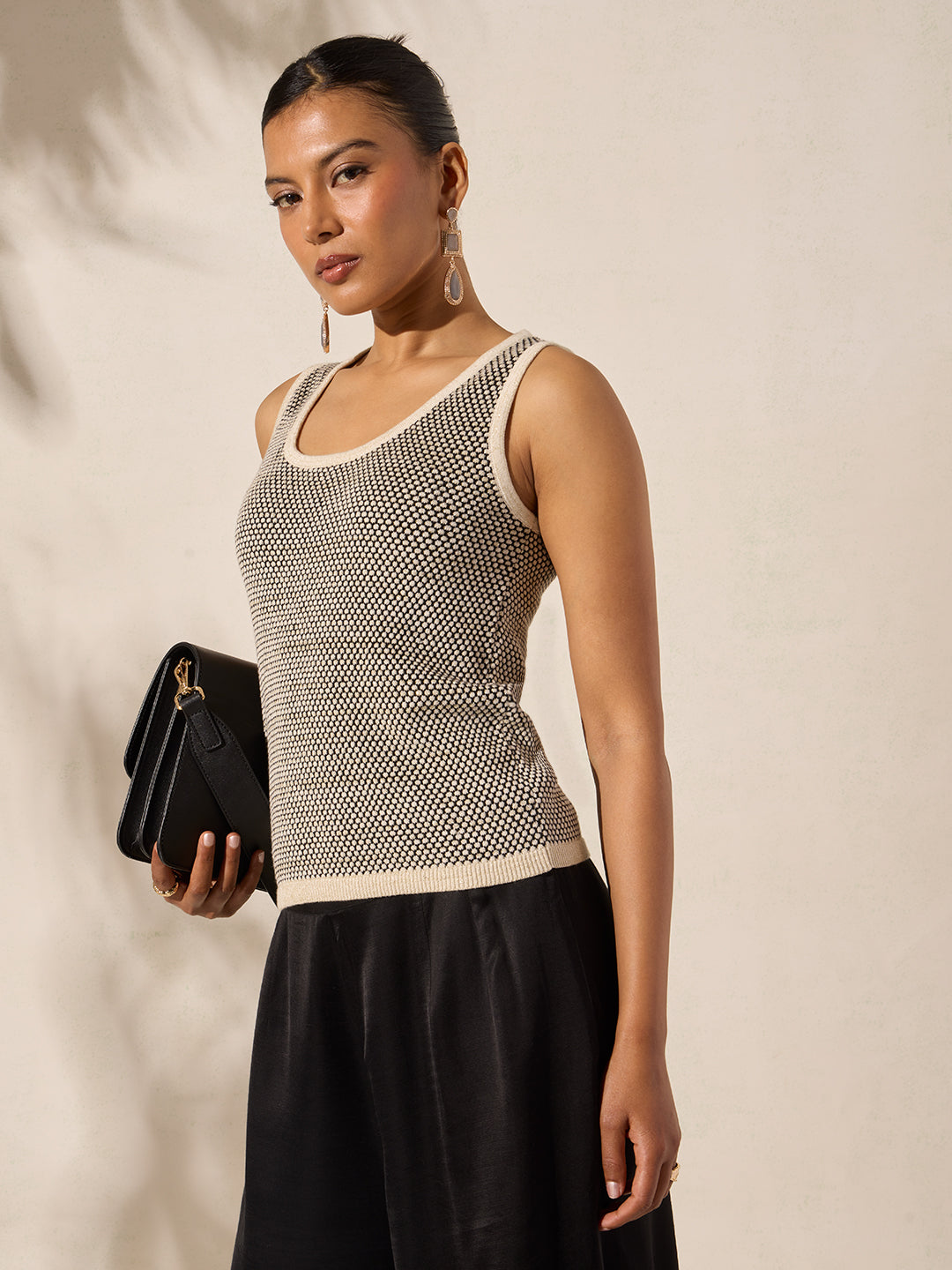 Knit-Textured Tank Top - Black