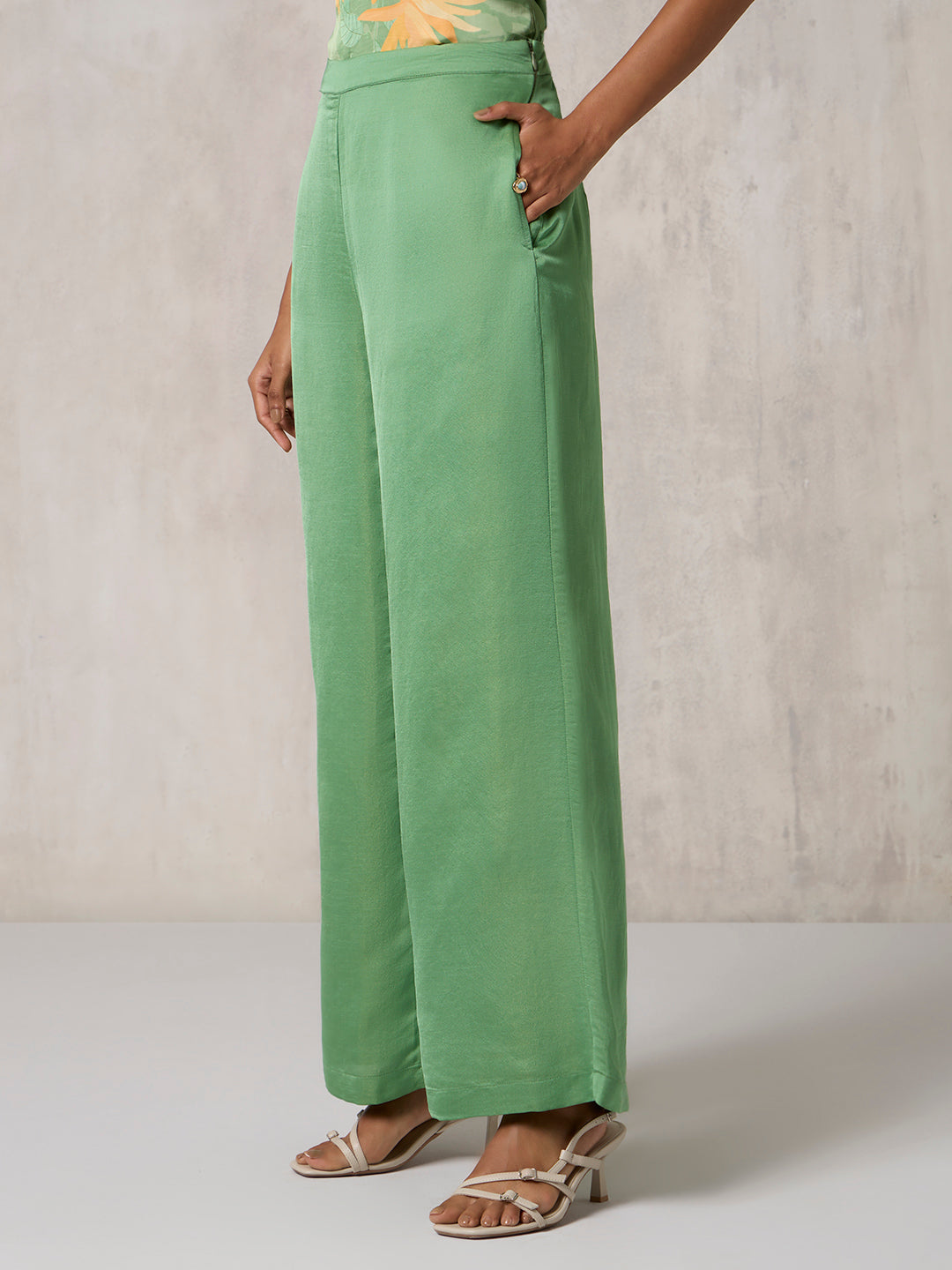 Solid Staright Leg Pants - Green
