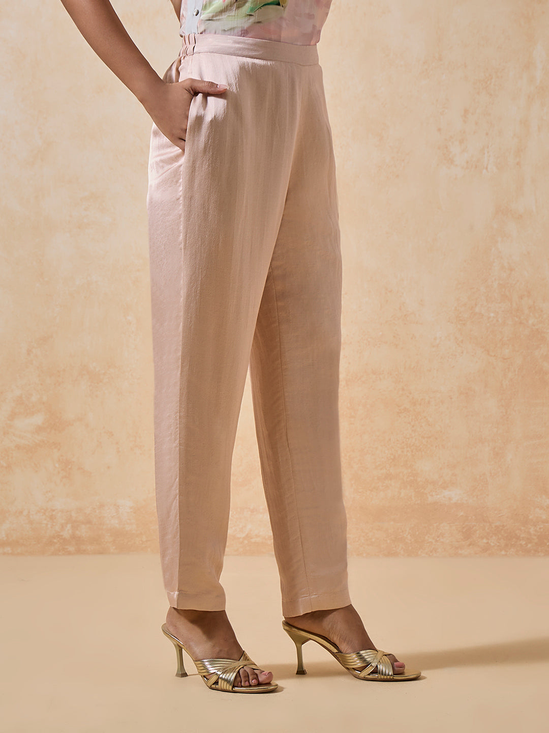 Straight-Leg Pants - Pink