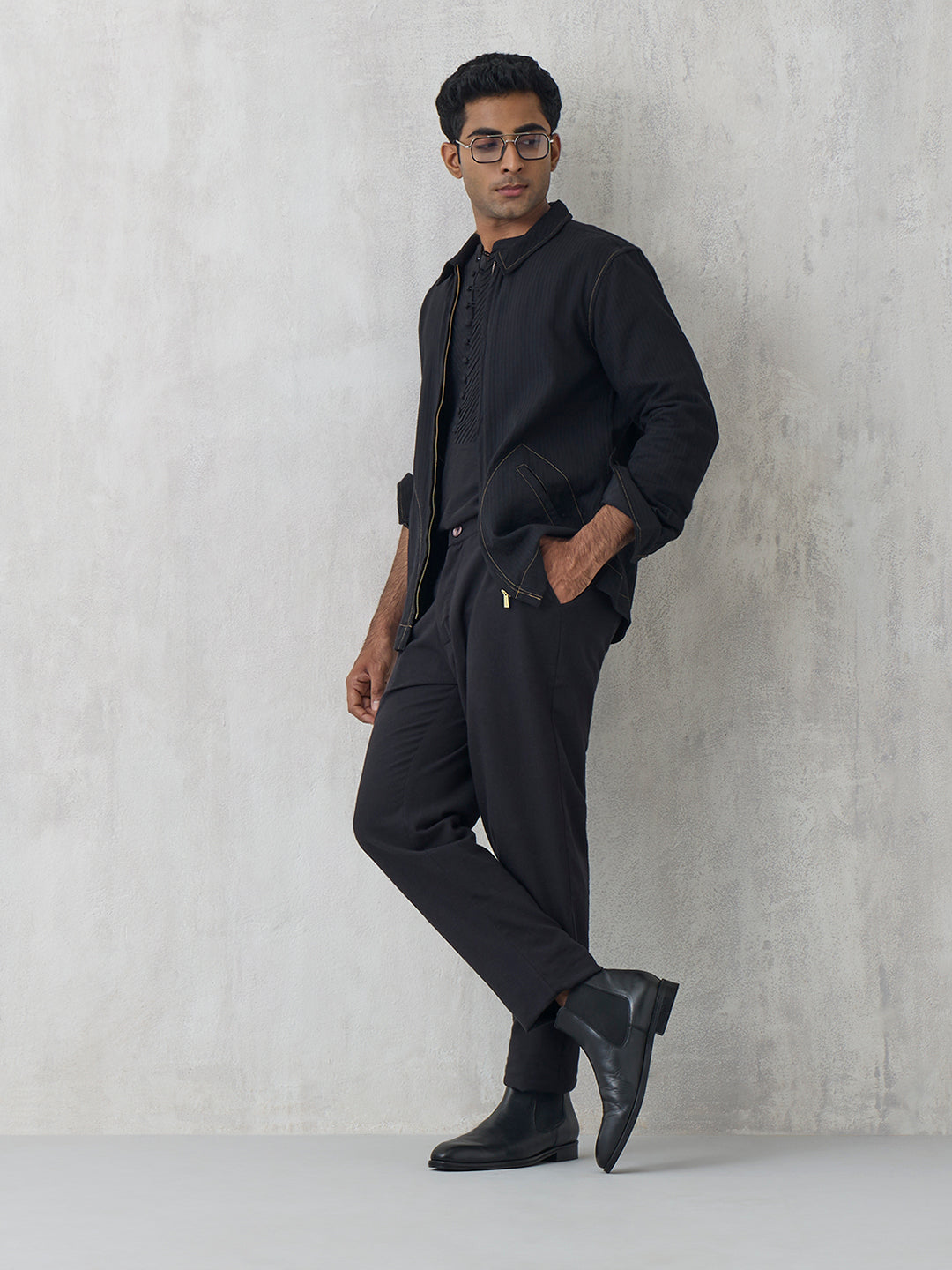 Solid Trousers – Black