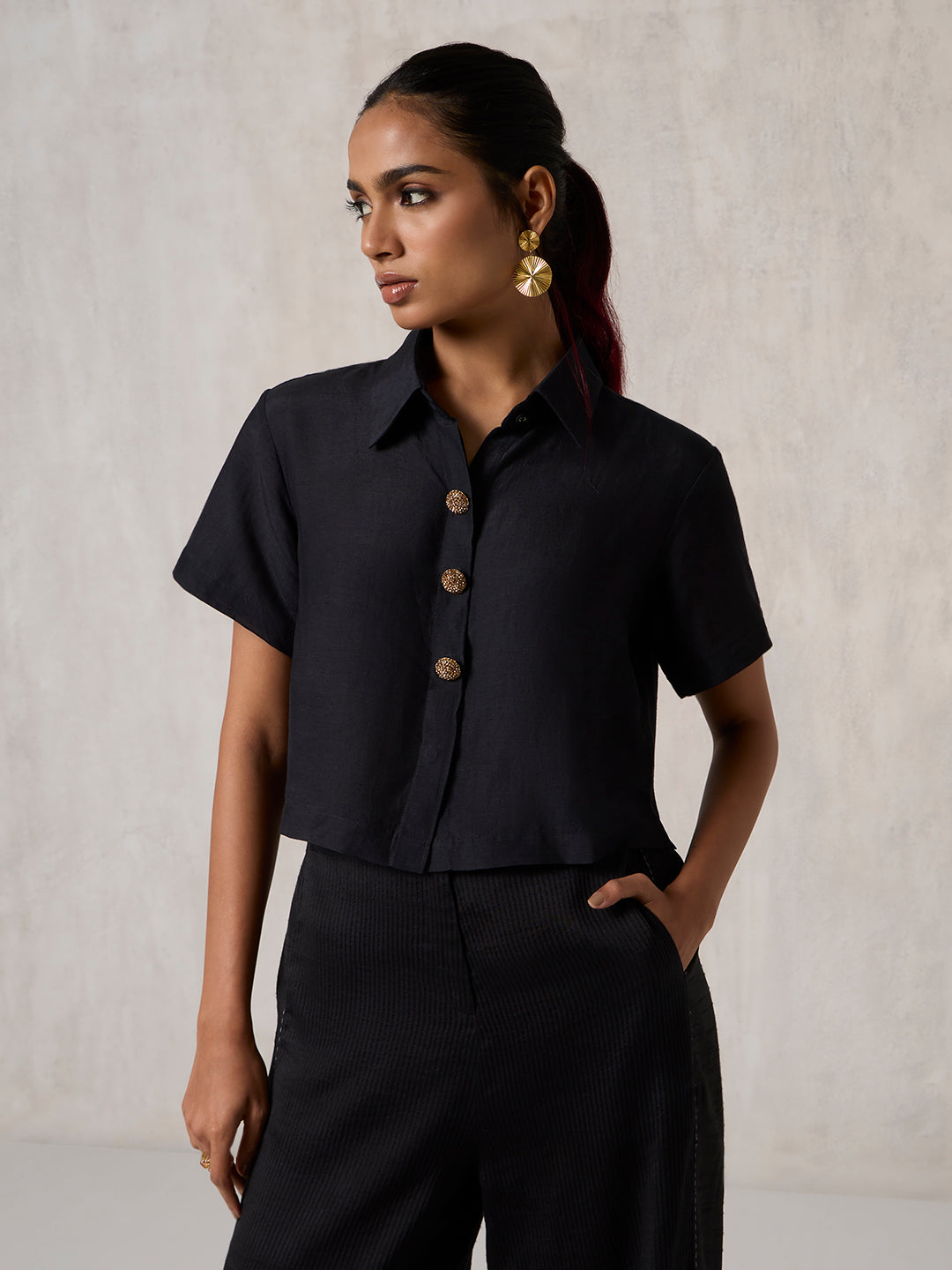 Cropped Shirt - Black
