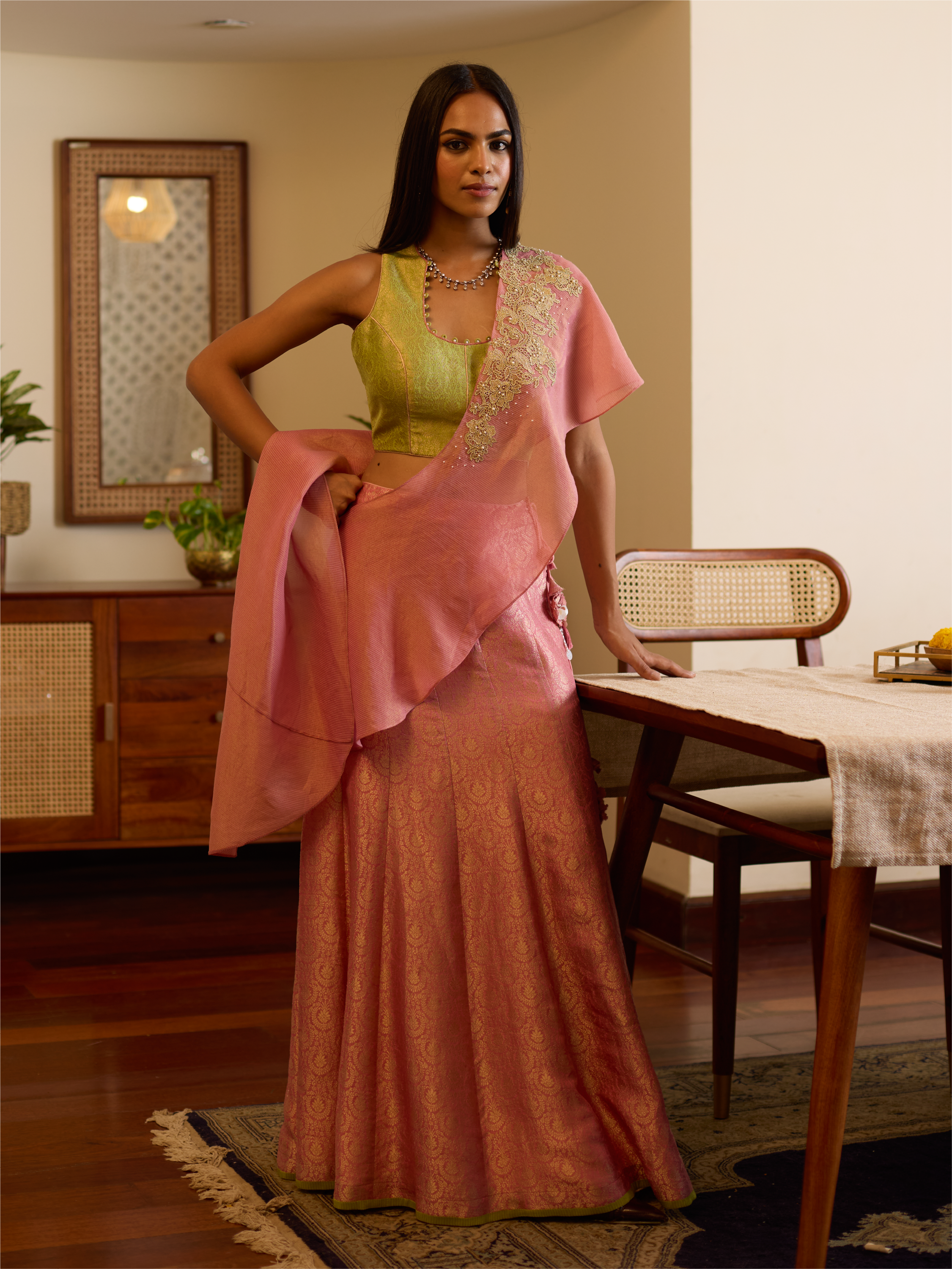 Jacquard Skirt With Pallu - Pink